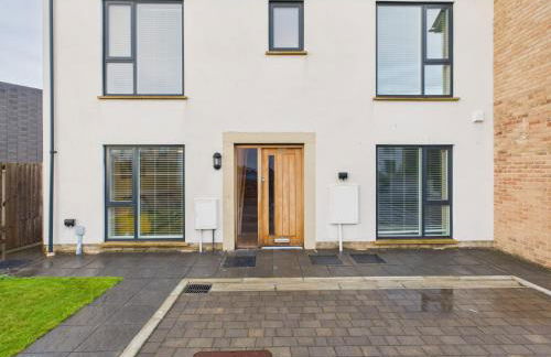 Harveys Yard by Signature Stays - Luxury home - Beach - Parking - Foto 3