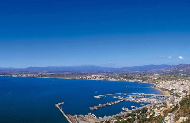 Apartment in Roses by the Beach With Pool - Photo 40