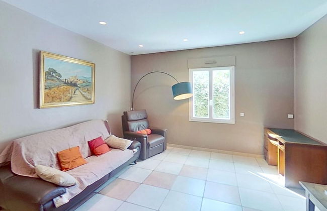 Villa in L'isle-sur-la-sorgue With Pool - Foto 13