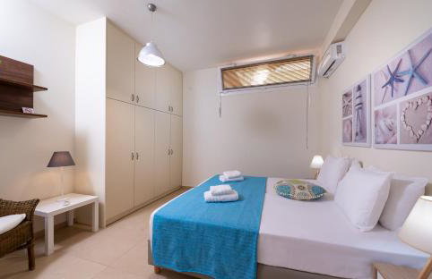 Villa Penelope with Private Heated Pool - Photo 24