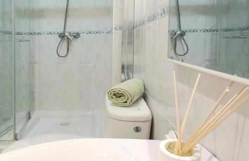 Apartamento, zona residencia con piscina, cerca de las playas en Santander - Foto 30