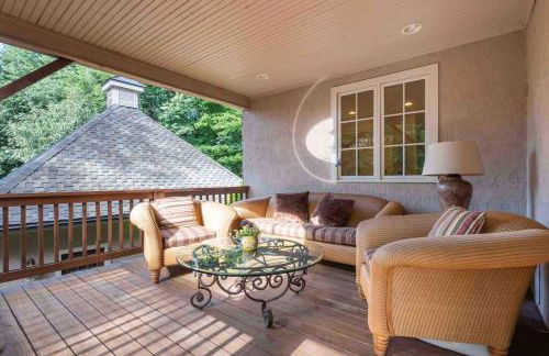 Cashiers Lux Mountain Home - Large Fire Pit - Foto 35