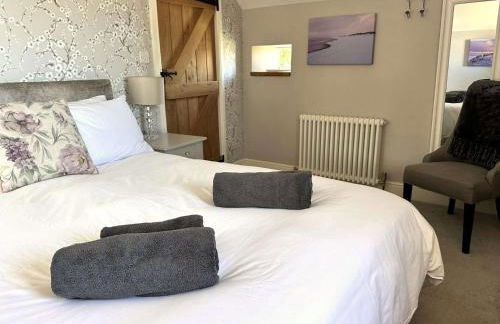 Well Cottage Retreat , Salthouse By Together Travel - Photo 6