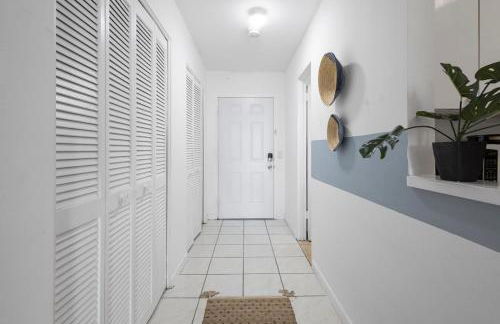 Bayshore Bliss, Cozy with Water Views of Miami Bay - Foto 36