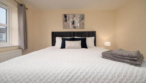 Stunning Spacious Home - Parking - Garden - Sleeps 6 - Foto 3