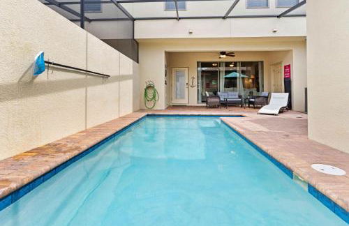 Townhome with Private Pool, BBQ & FREE Waterpark - Photo 78