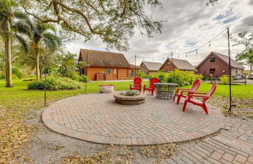 Steps to Lake Okeechobee Cabin with Pool Access! - Foto 18