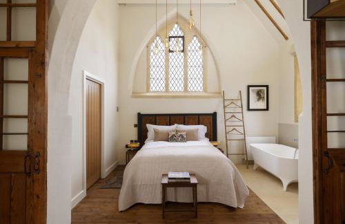 The Old Mission Church - Photo 8