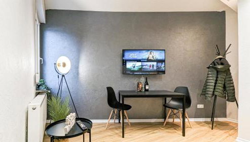 ALFA 4 Zimmer Apartment 8 Personen TV WIFI WM I 4BR 7Beds I 8 people I Kitchen l Bathroom - Foto 4