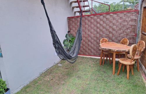 5 pessoas-praia-jacuzzi-Ar em cada quarto -Wi-Fi-estacionamento Residencial Raio de Sol - Foto 5