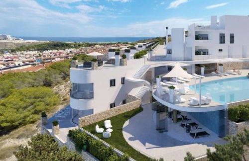 DREAM SEA and MOUNTAIN VIEW APARTMENT in SUKHA - Photo 1