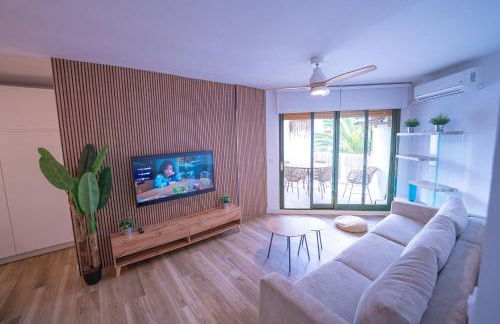 Apartasuites Royal Zahara, Máximo confort con vistas al mar - Photo 48