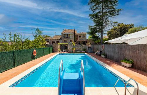 21 Sleeps Private Pool Villa & BBQ Near Barcelona - Foto 40