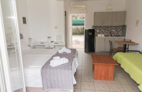 Panorama Hotel - Photo 11