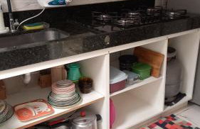 hospede na região Pampulha com garagem e churrasqueira - Foto 12