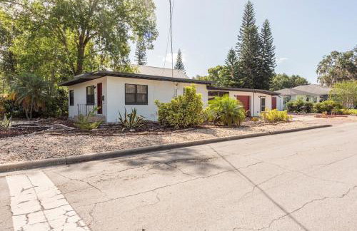 The Pineapple Express - Photo 8