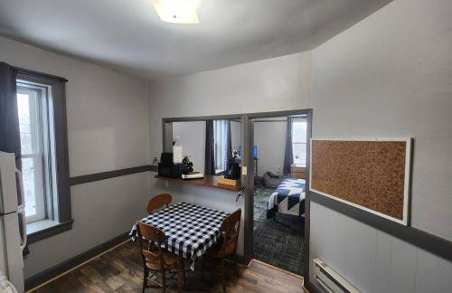 K5 2nd Floor Studio Near MTU, Keweenaw, Great Rates - Foto 4