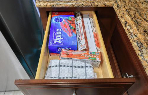 Dreamy & Relaxing Gem With Backyard - 12mins to DT LA - Foto 37