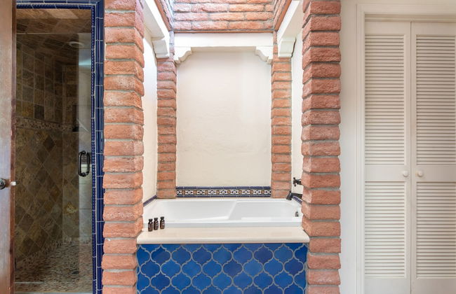 La Casona by Avantstay Gorgeous Spanish Style Oasis w Historic Charm Pool - Foto 28