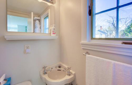 Lake-View Spofford Apartment with Shared Dock! - Foto 18