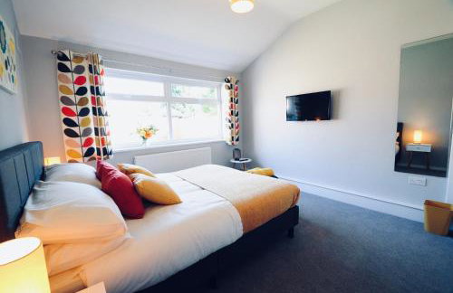 Newly refurbished next to University Hospital Coventry - Foto 3