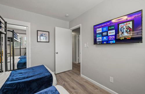 The Sky Lounge - Photo 34