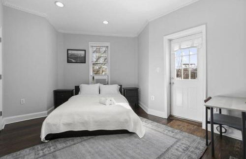 Capitol Hill Stay Like No Other - Photo 47