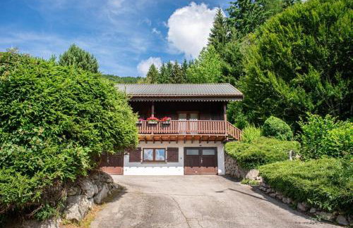 Chalet entier, vue panoramique, ruisseau et sauna. - Foto 18