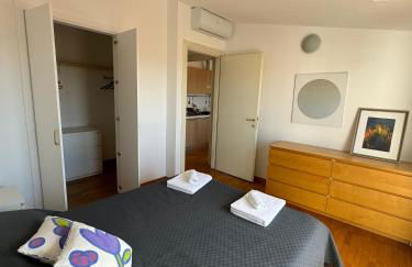 Appartamento Isola- Attico con Balcone - Foto 9