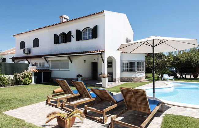 Sesimbra Stylish Villa by Homing - Photo 72