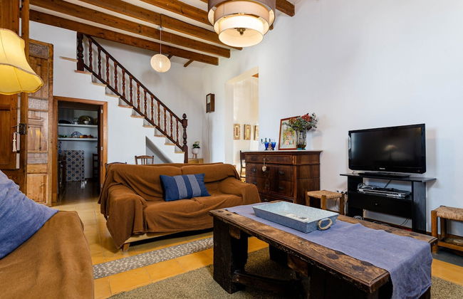 Holiday Home Near Maria de la Salut Town - Photo 24