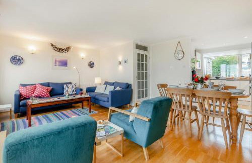 3 Bed in Padstow oc-p00435 - Photo 3