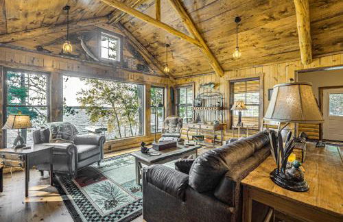 Quiet Lakefront Conover Cabin Near ATV Trails - Foto 3