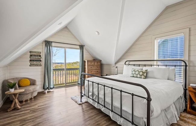 NEW Lake Cabin Sleeps 14 Indoor Pool Hot Tub - Foto 23