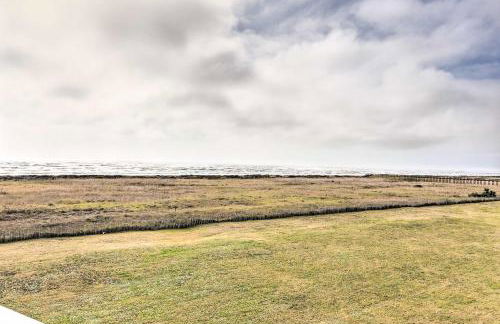 Breezy Galveston House with 2 Decks and Ocean Views! - Foto 25