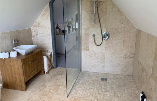 Luxury 5 Bed All En-Suite Cinema Room - Foto 29