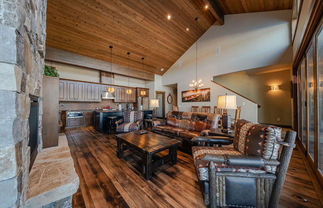 Wilderness Club Lakefront Lodge - Photo 18