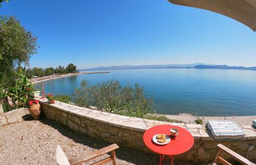 KIVERI 1876 traditional seafront cottage - Photo 4