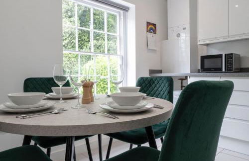 Cosy 1BD in Malvern With Stunning Views! - Foto 80