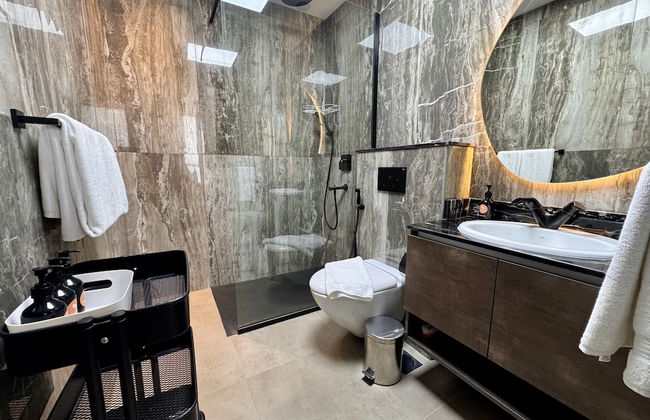 Easygo- Upgraded 1bdr Arjan, Joya - Photo 16