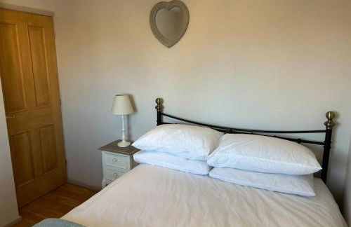 Cosy 2 bed, home from home - Photo 11