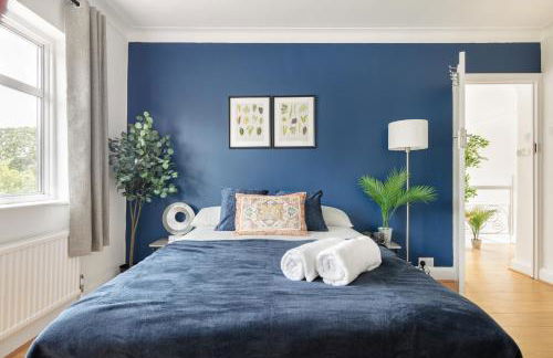 9RA - 4BD House - Wembley Views - Foto 2