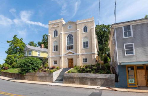 The Sanctuary:Downtown Staunton - Foto 1