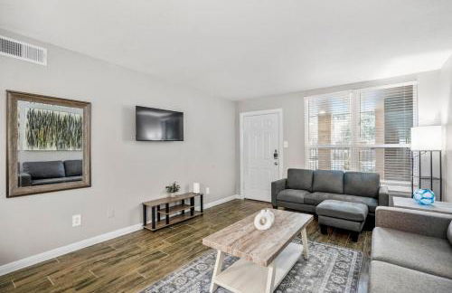 Towne Plaza Apartments #104 in the Galleria Area - Foto 1