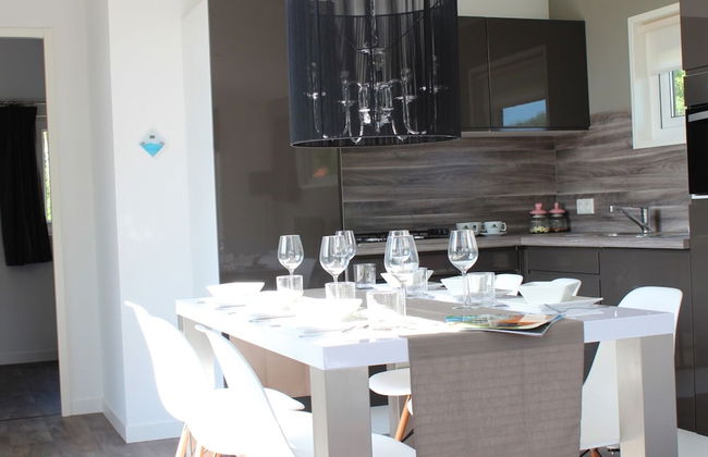 Modern Chalet 1 km. of a National Park - Photo 4