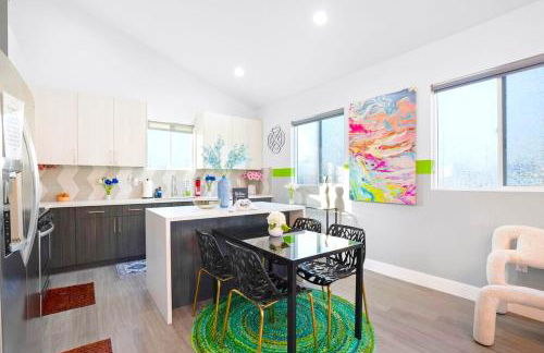 A- Stylish and Comfy NoHo Retreat- 5 Star Area, Hot Tub - Foto 15