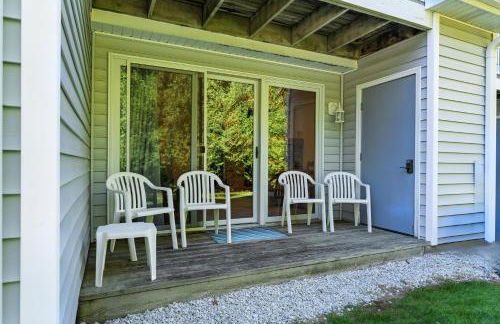 Relaxing Busy Bee C-7 by Simple Life Rentals - Foto 70