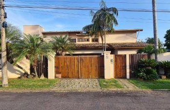 Casa aconchegante e grande no Circuito das Águas Paulista - cem por cento privativa - Foto 2