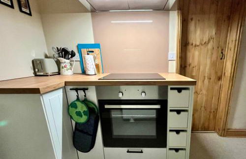 Chapter Cottage, Cheddleton Nr Alton Towers, Peak District, Foxtail Barns, the Ashes - Photo 13