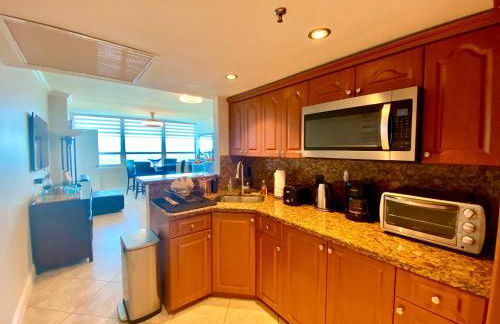 Castle Beach Resort Condo - Panoramic Large Penthouse or Deluxe 1 BR Direct Ocean View and beach access- Updated-Free parking- - Photo 80